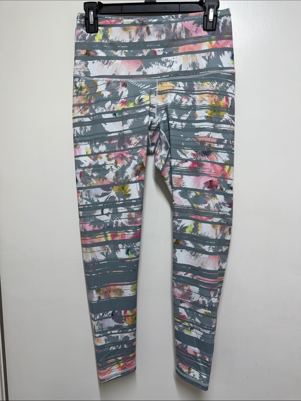 Prana Kids Gray Striped Floral Print Leggings